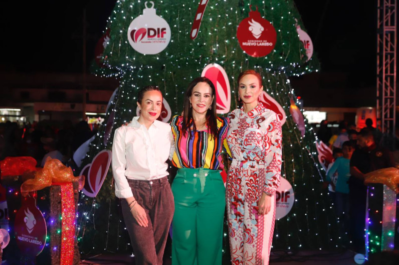 Disfrutan ciudadanos actividades navideñas realizados por el Gobierno Municipal