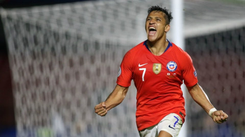 Chile debuta con goleada frente a Japón 