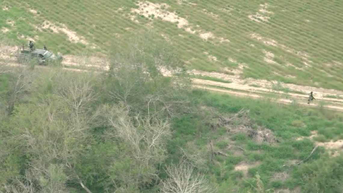 Ejército mexicano en apoyo a la Patrulla Fronteriza para detener cruces ilegales