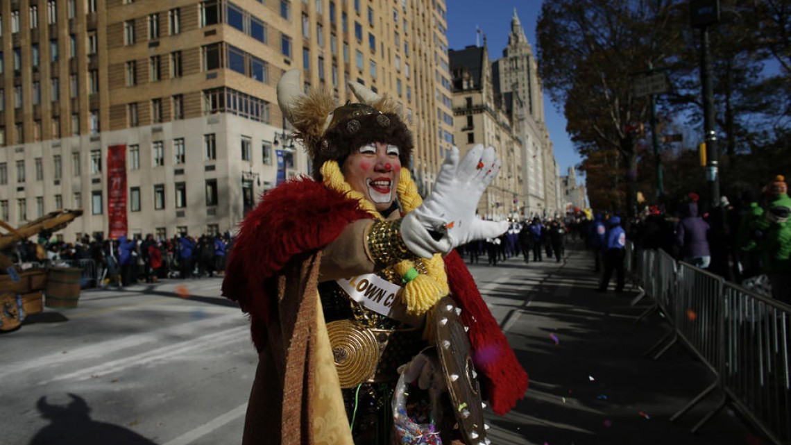 Aquí una vista al desfile de Día de Acción de Gracias de Macy's