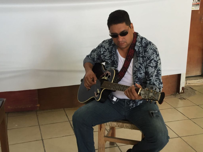 Talento local, busque estar entre el gusto del público amante de la música pop.