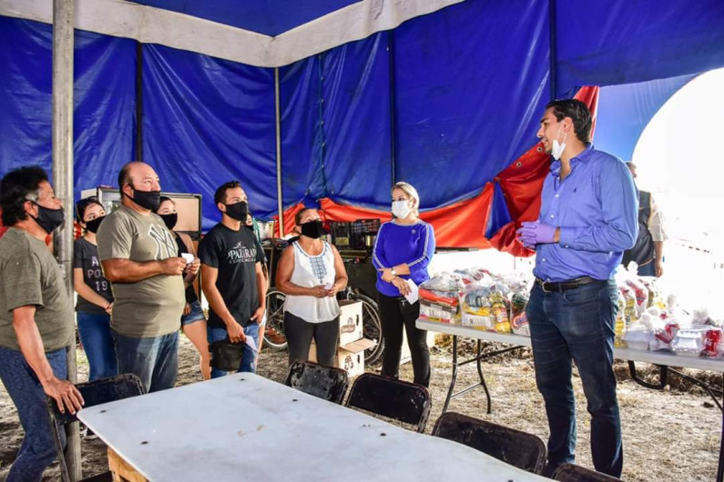 Voluntariado del DIF Reynosa entrega alimentos, comida y juguetes a familias cirquenses