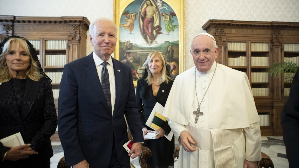 Joe Biden se reúne con el Papa Francisco en el Vaticano