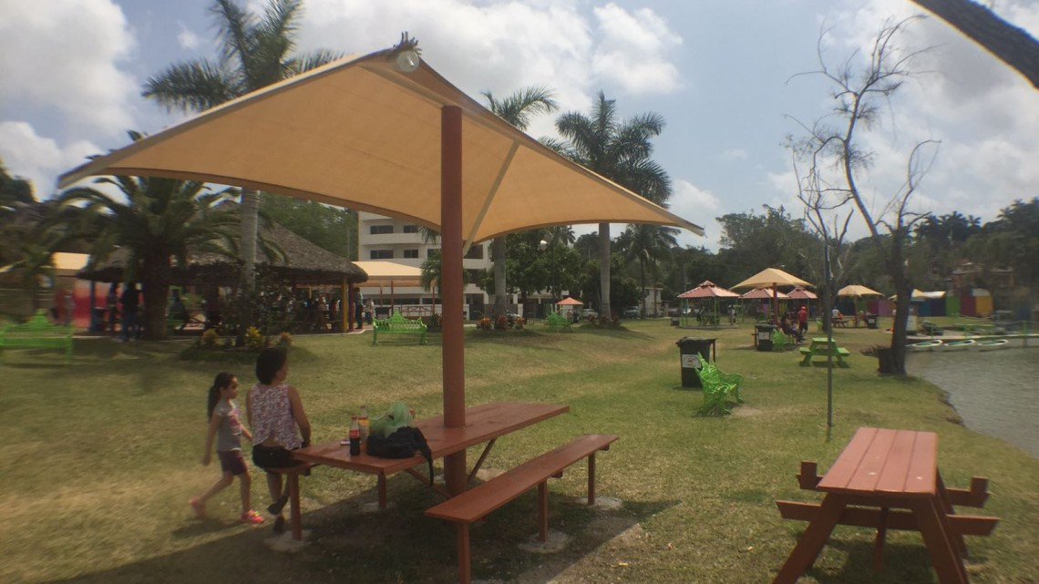 Revisa Peraza Guerra trabajos de remoción del parque Fray Andrés de Olmos