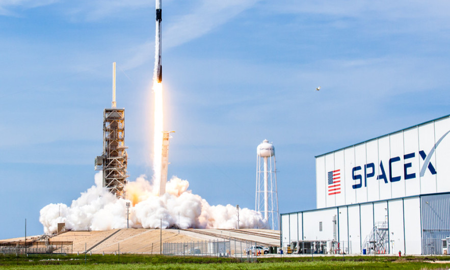SpaceX anuncia la primera misión “totalmente comercial” para finales del 2021