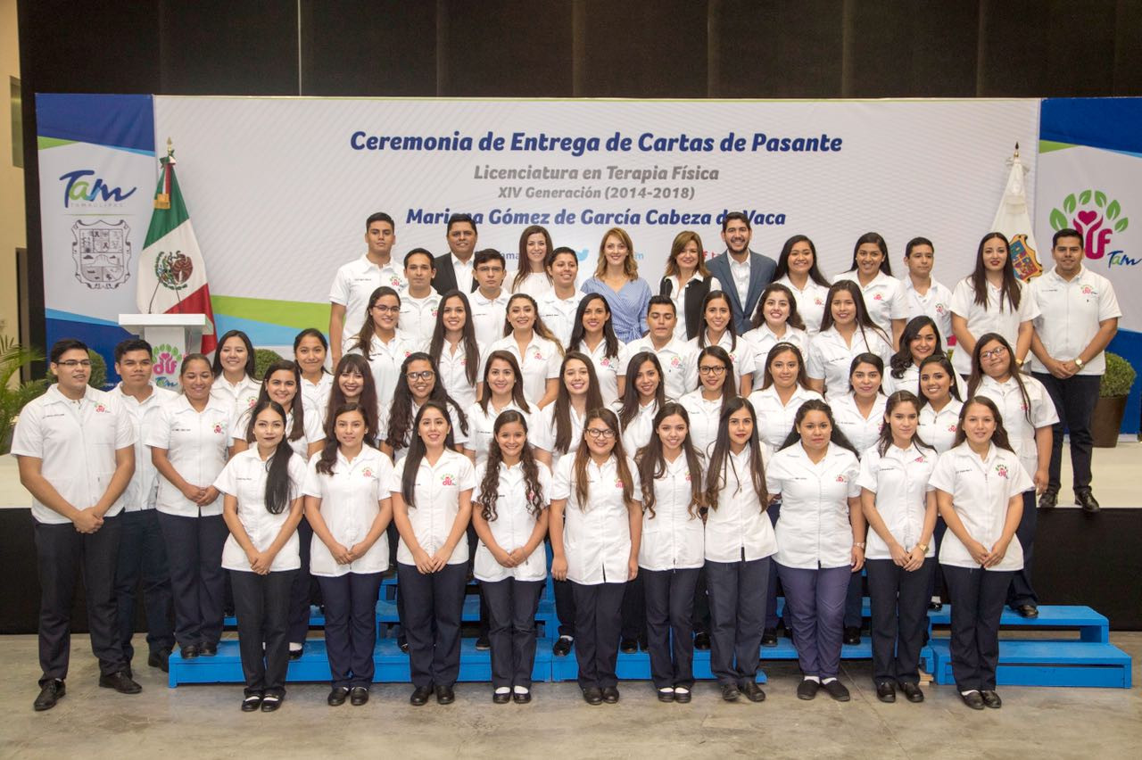Se gradúa generación #14 de la Licenciatura en Terapia Física