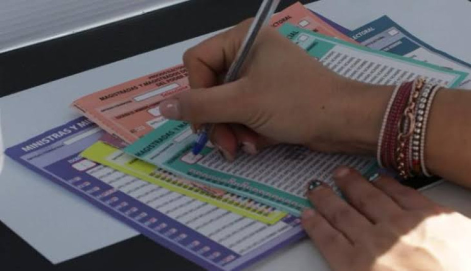 INE multará a ganadores de la elección judicial por uso de “acordeones”; sanciones alcanzan hasta 146 mil pesos