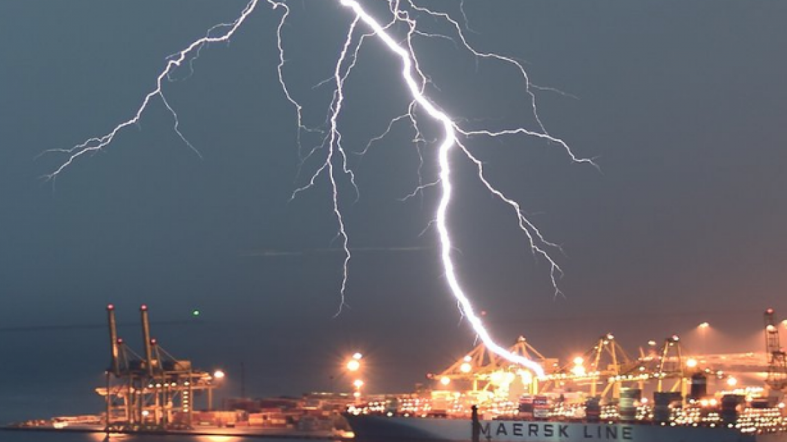 #Galería Las espectaculares tormentas eléctricas en Japón, Italia y España