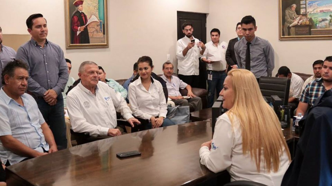 Ayuntamiento en apoyo a micro y pequeños empresarios