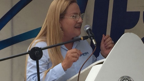 Servir a los ciudadanos antes de pensar en el próximo proceso: Alma Laura Amparan