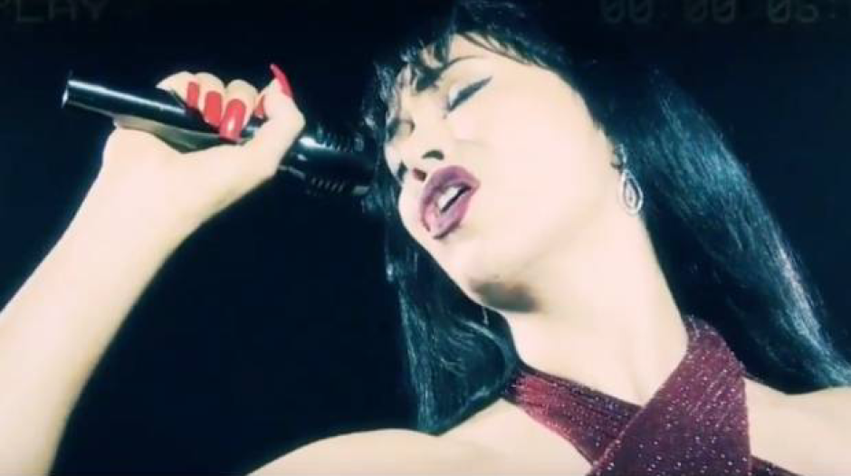 Disfruta de el primer adelanto de la serie de Selena Quintanilla