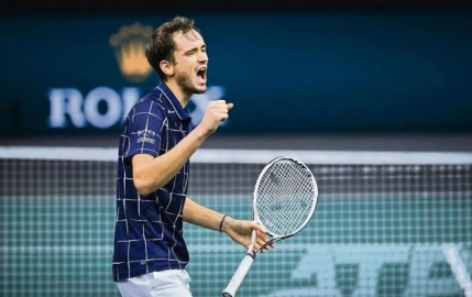 Medvedev supera a Roger Federer en el ranking; se coloca en cuarto sitio