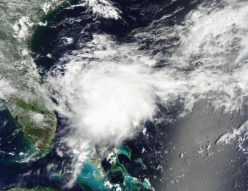 Organizan evacuaciones en Florida por avance de “Alberto”