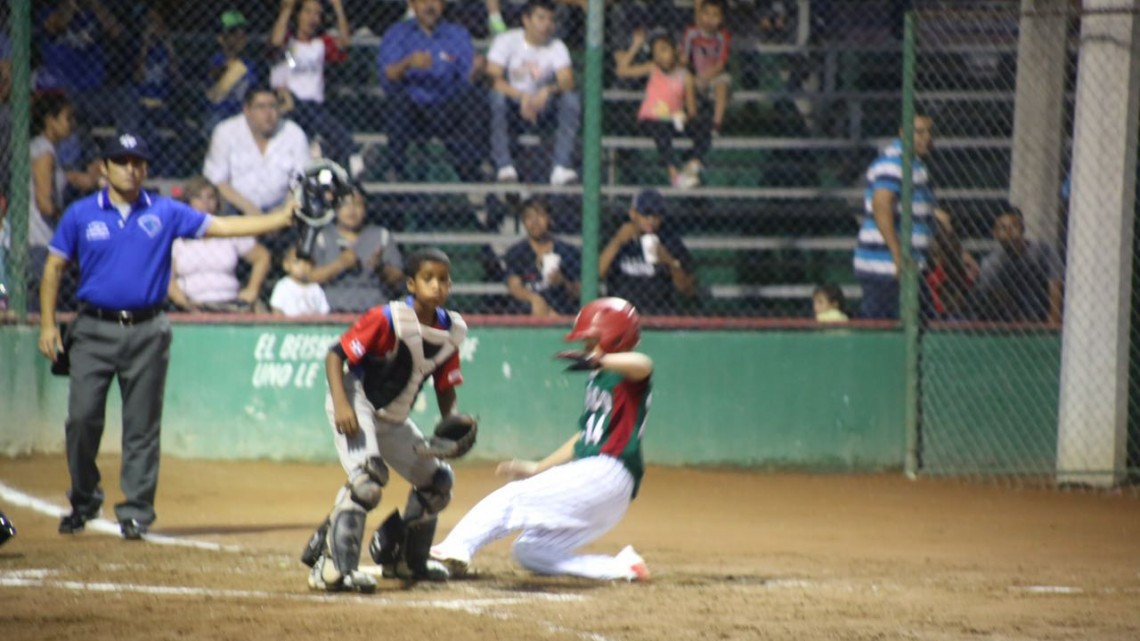 México vence a Rep. Dominicana sin recibir carreras