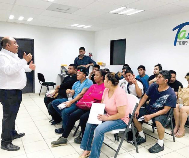 Reynosa recibe a 146 connacionales repatriados de EU