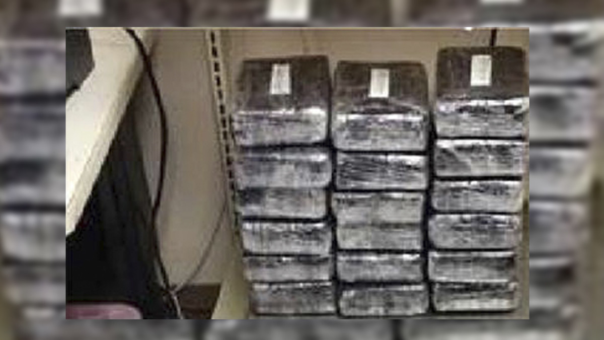 Detienen a hombre acusado de tráfico de droga