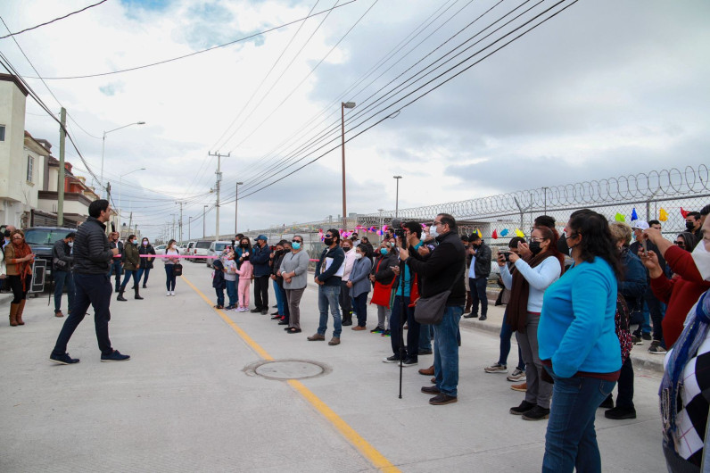 Inauguró Presidente Municipal Carlos Peña Ortiz obra millonaria en fracc. Loma Blanca