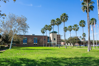 South Texas College ofrecerá clases presenciales y en línea 