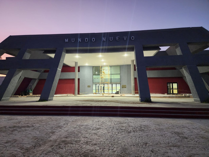 Rehabilita Obras Públicas Centro de Convenciones en Matamoros