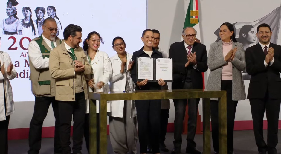 Sheinbaum firma decreto para incorporar IMSS-COPLAMAR al régimen ordinario