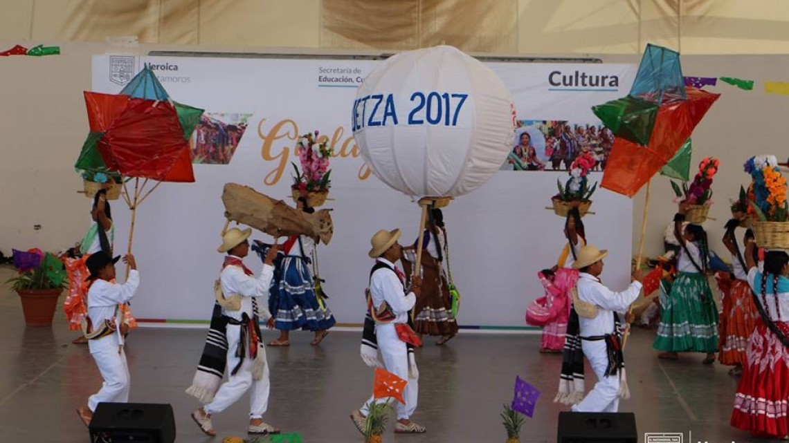 Llevan a cabo "Guelaguetza" en Matamoros
