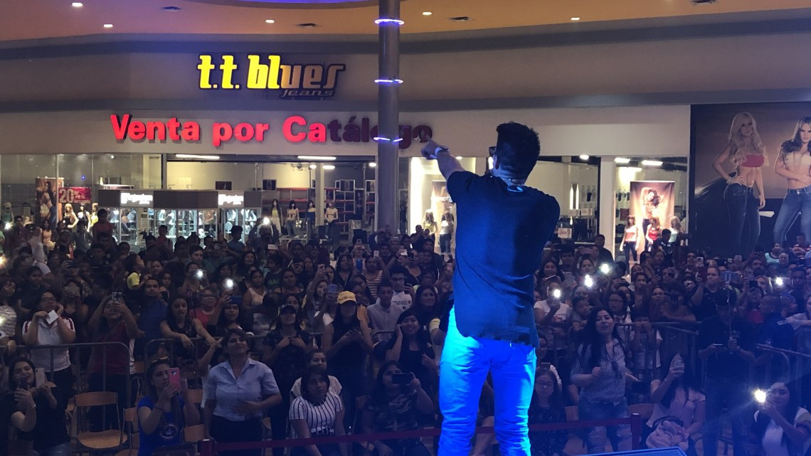 Chyno Miranda enloquece a sus fans reynosenses