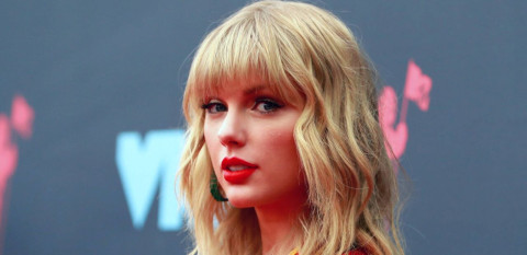 Detienen a un hombre tras intentar entrar a casa de Taylor Swift