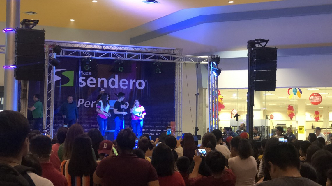 Chyno Miranda enloquece a sus fans reynosenses
