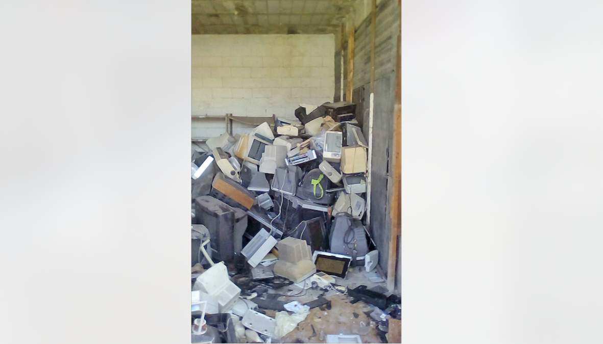 Ecología de Tampico realiza 5o envio de basura electrónica