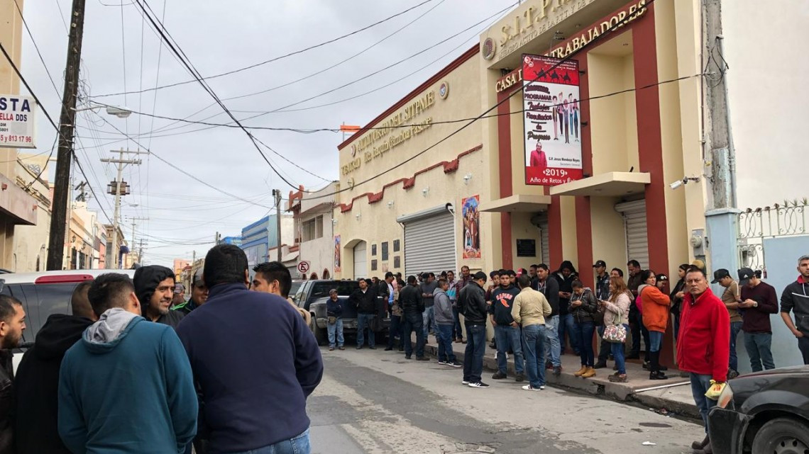Paran labores obreros del sindicato SITPME 