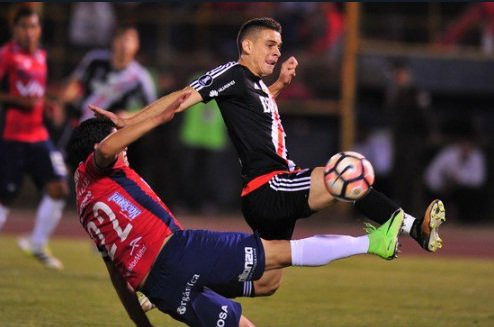 Wilstermann vence a River 3-0