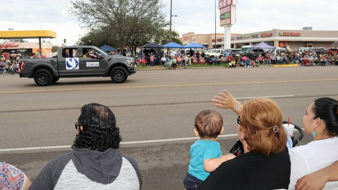 Recibe alcaldesa llave de Mission como símbolo de hermandad