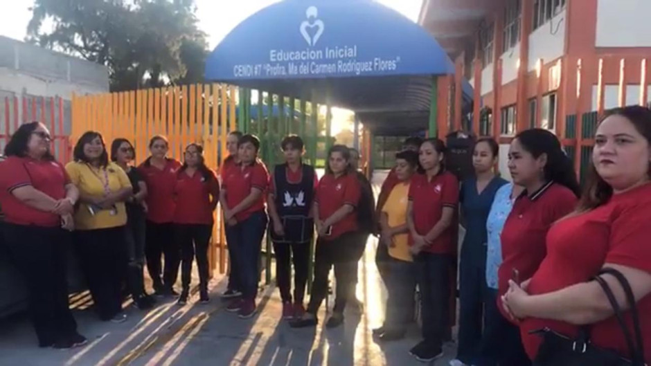 Explota manifestación en el CENDI: padres de familia exigen alimentación para sus hijos 