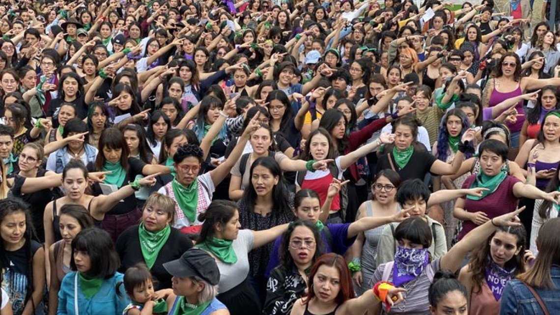 Mujeres del mundo se unen al grito “Un violador en tu camino” 