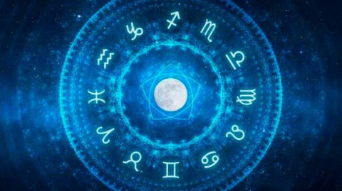 Descubre lo que los astros te deparan este día 