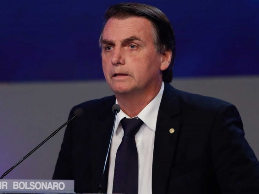 Salud de candidato acuchillado en Brasil mejora