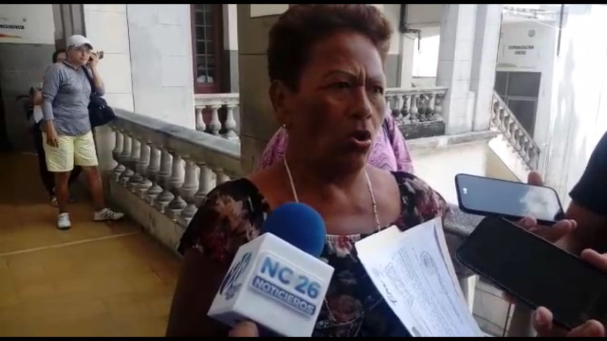 Tintes políticos tema de despicadoras fantasmas