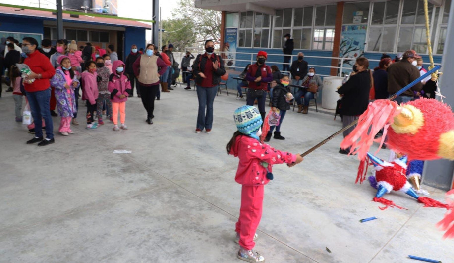 Celebra Ayuntamiento con familias