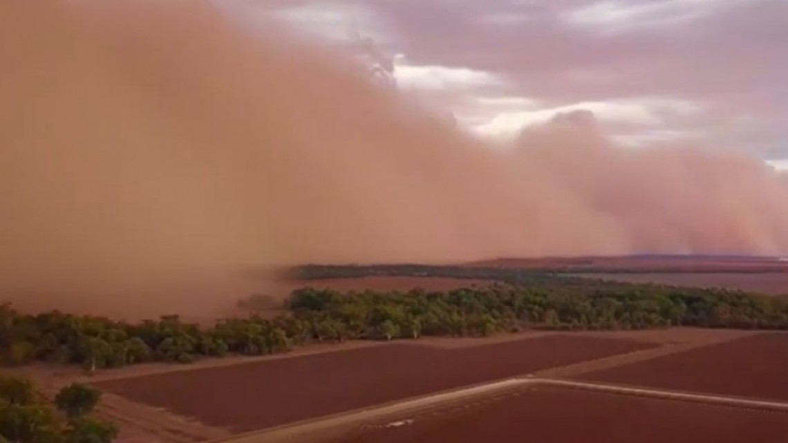Tormenta de arena invade cielo de Australia