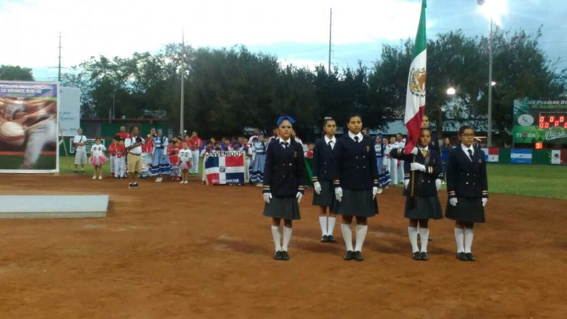 México vence por nocaut a Perú en su debut en CPB