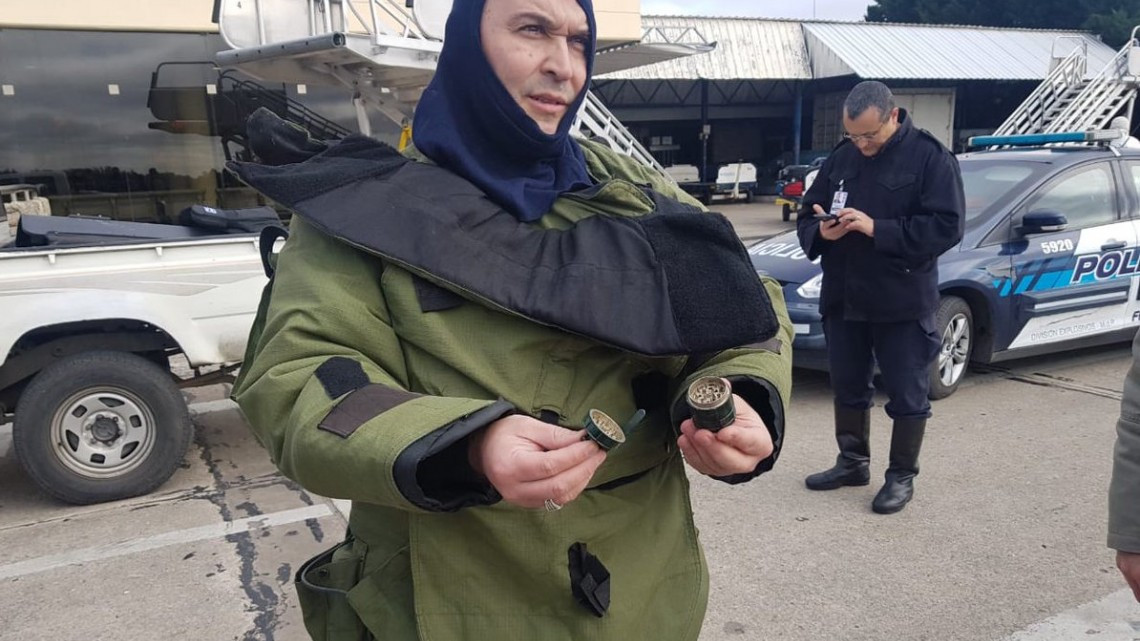 Evacuan el aeropuerto de Mar del Plata por un picador de marihuana