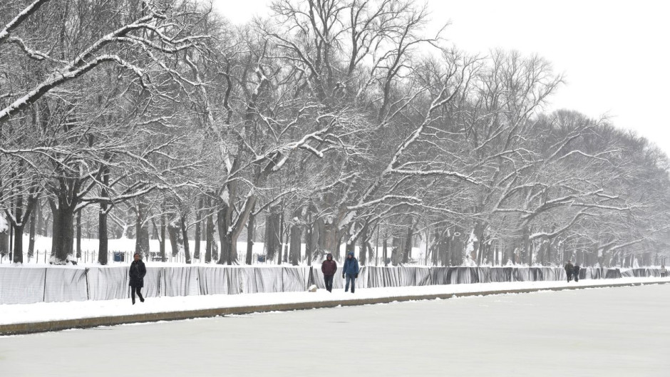 Al menos cinco muertos por lluvias y nevadas en California 