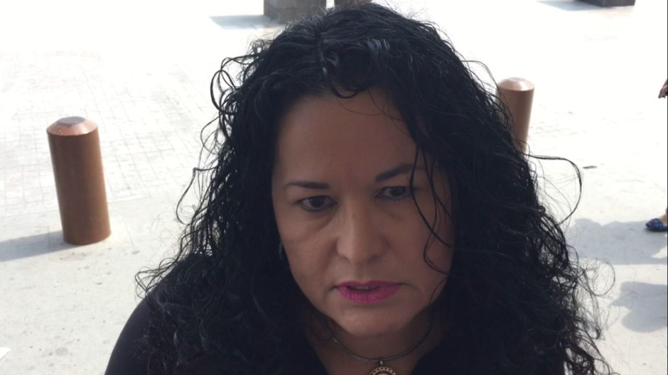 Renuncian funcionarios para irse a la campaña