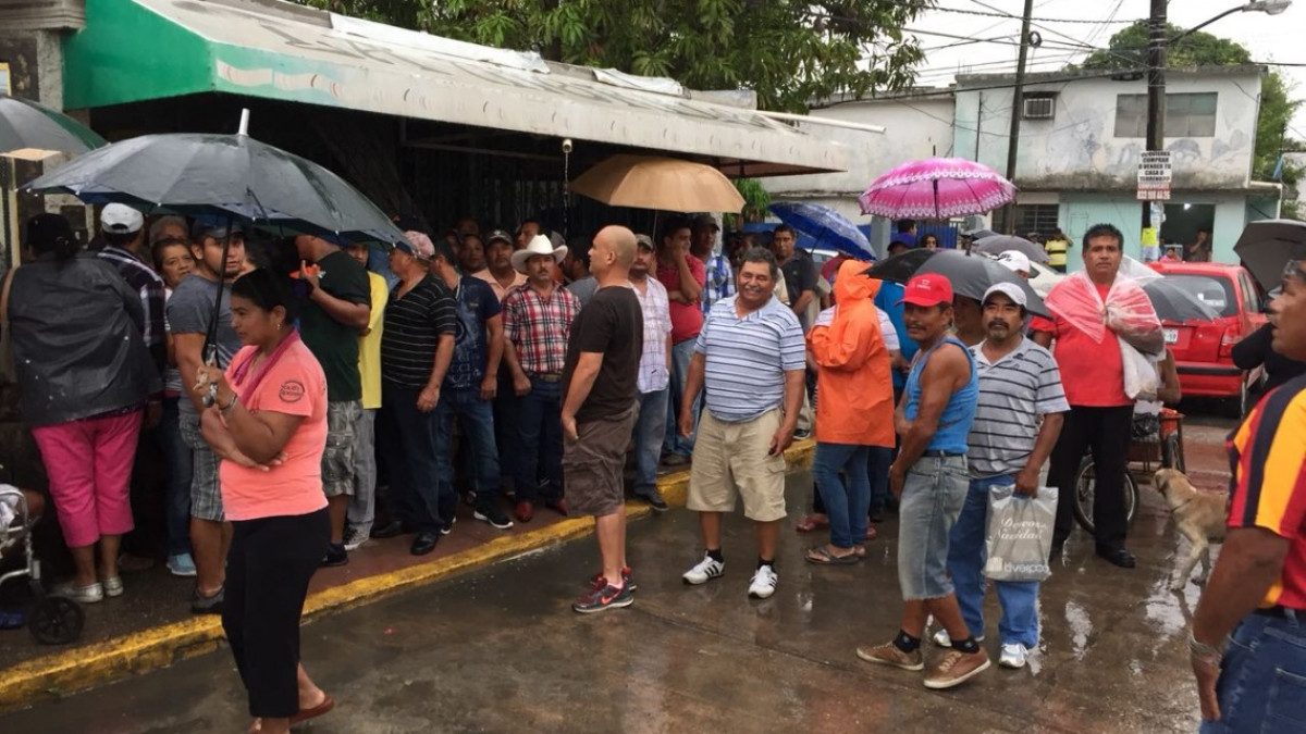 Pescadores y despicadoras exigen a Secretaría de Pesca pago de TransCanada