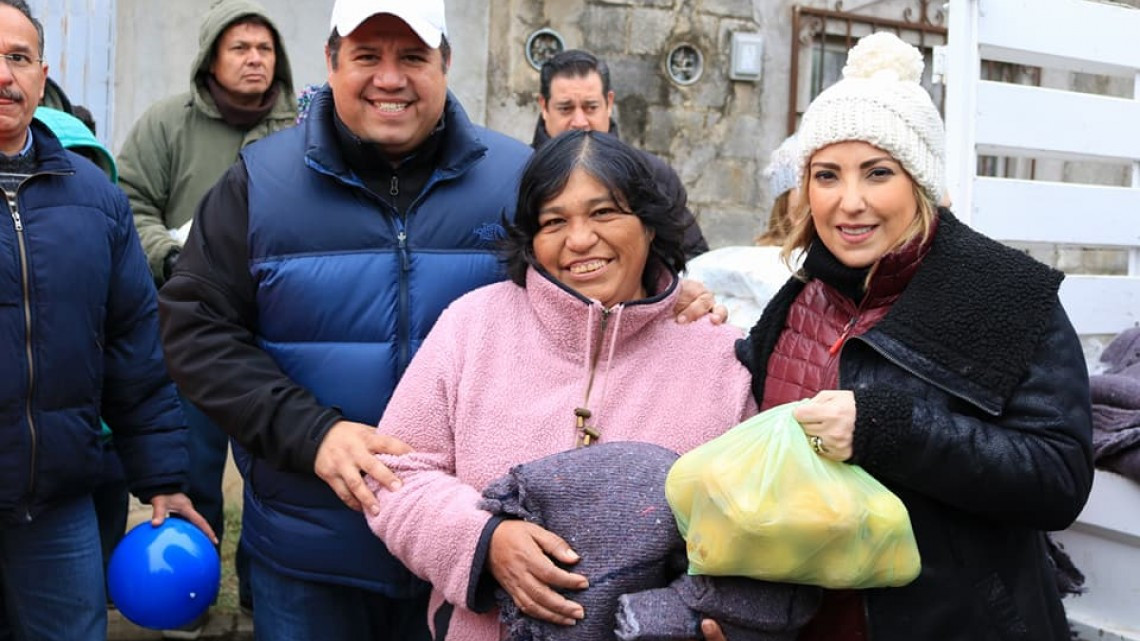 Entrega Ayuntamiento y DIF Victoria apoyo a familias