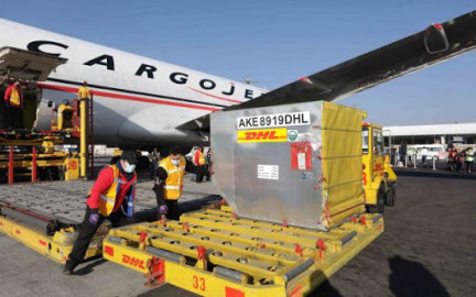 Arriban a México nuevas dosis de vacuna contra el COVID-19 de Pfizer 