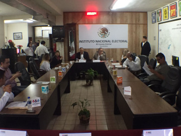 Faltan funcionarios de casilla