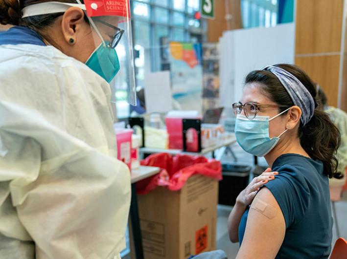 Llegan dosis contra viruela símica al Valle de Texas 