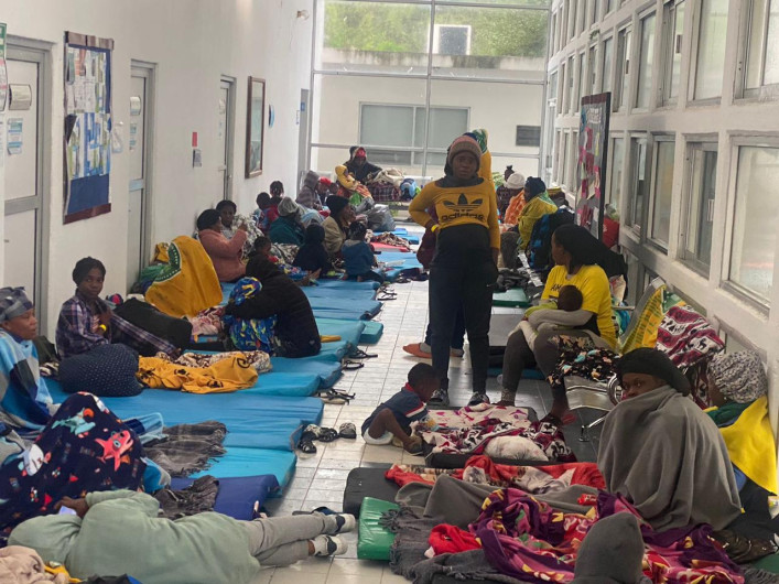 Resguardan a migrantes en el Centro de Atención a la Juventud 