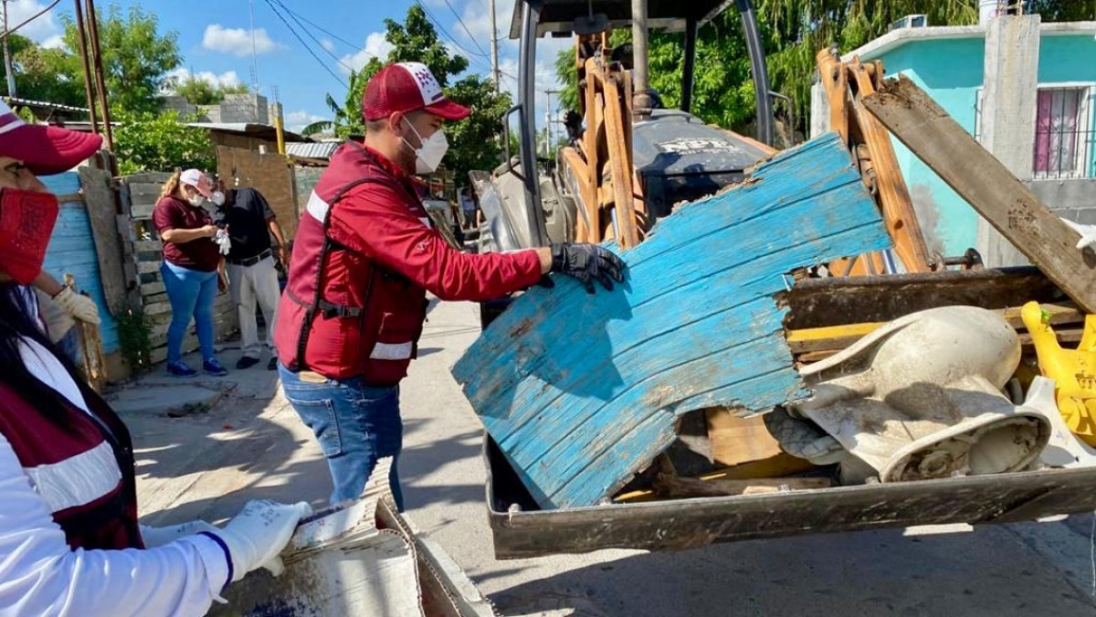 Lleva Ayuntamiento fumigación y descacharrización a colonias para prevenir el dengue